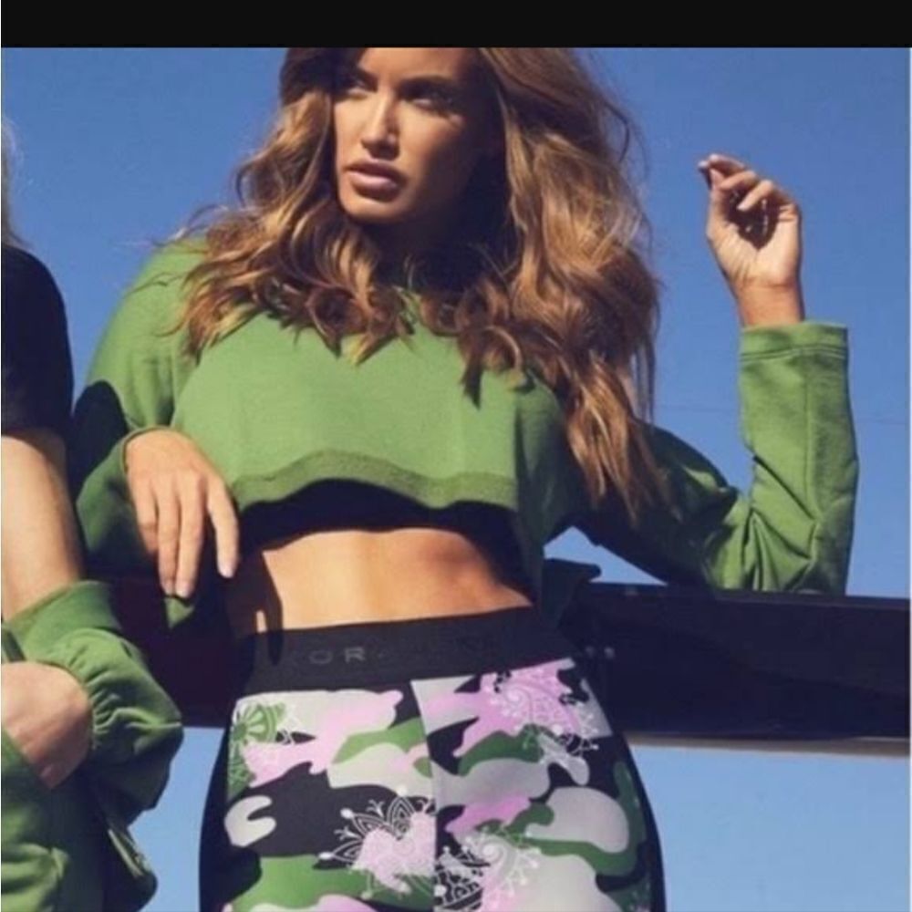 NWT Koral Long Sleeve Crop Top